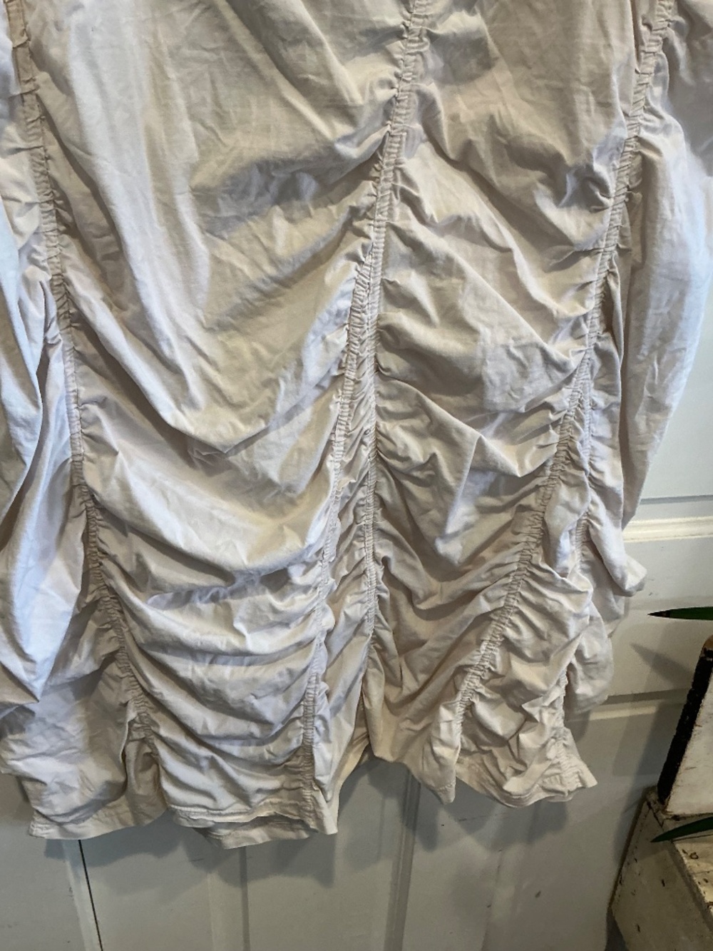 XCVI ruched skirt in good condition in size 1x - Picture 2 of 6